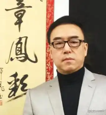 名模马艳丽嫁3婚导演,却遭小三上位,离婚后独自带娃身价过亿