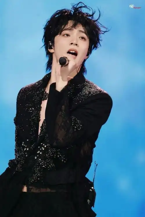 刘耀文狼耳直拍##刘耀文solo直拍