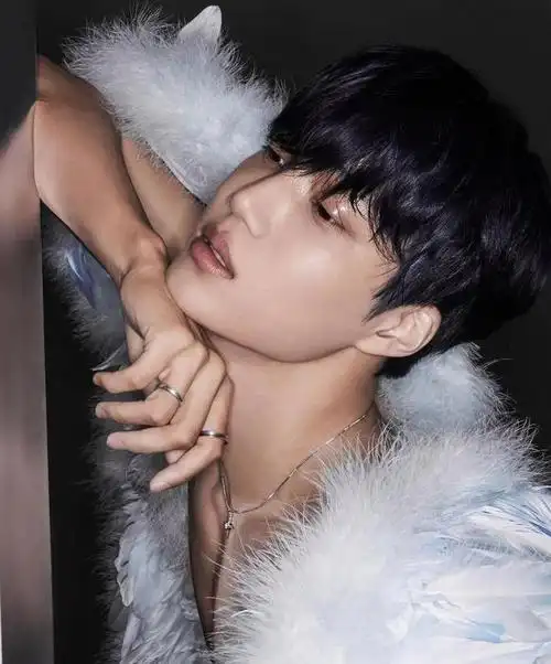 exo|烟熏妆|韩国政治人物|金钟仁(政治人物)_网易订阅