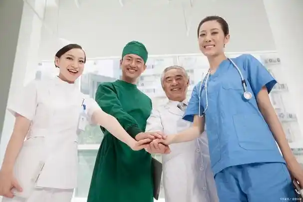 护理人员应该如何合理安排工作和生活,提高工作效率?