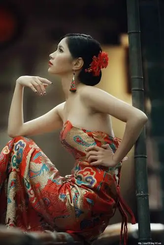 【转载】玉背香肤 古韵妖娆