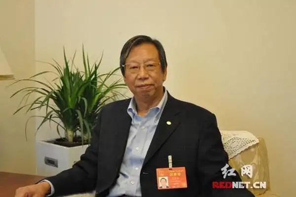 全国人大代表李建新建议全面放开皮卡车进城推进城乡一体化