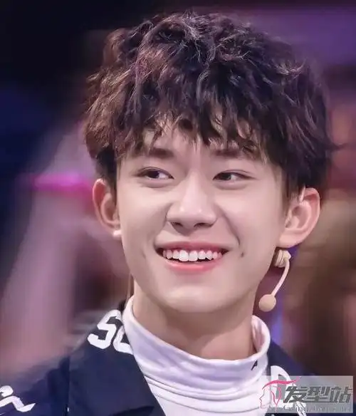 男烫头小羊毛卷 从小鲜肉到"老腊肉"