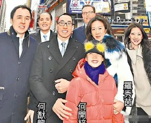 奚梦瑶4岁儿子长得像何猷君唯一男孙却比不上二房孙女