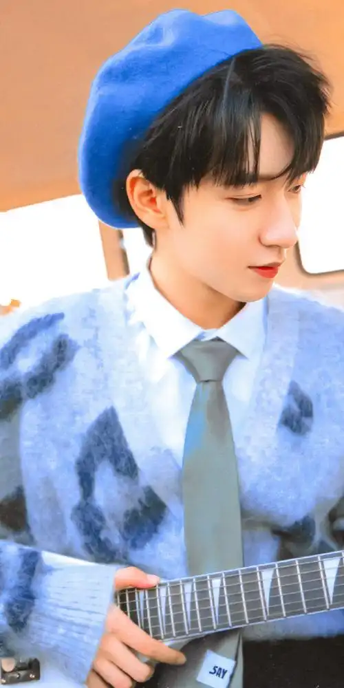 贺峻霖 画报颜值#啊啊啊啊啊啊每一张都是绝美壁纸!