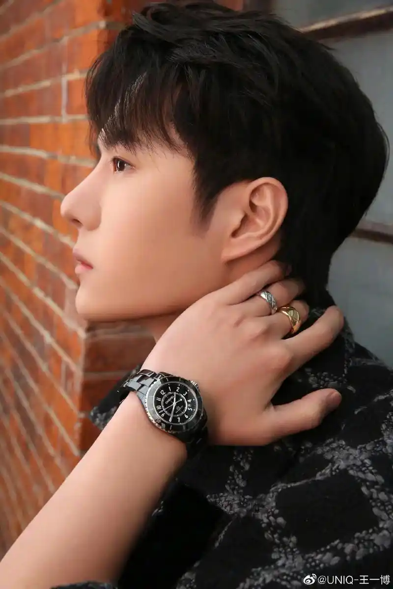 #每一张照片都是满满的回忆 王一博#酷盖王一博 - 抖音