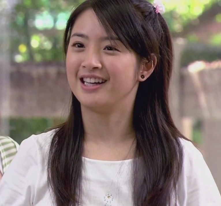 经纪人说她贪吃,摄影师公开道歉,还是林依晨的素颜照更有说服力