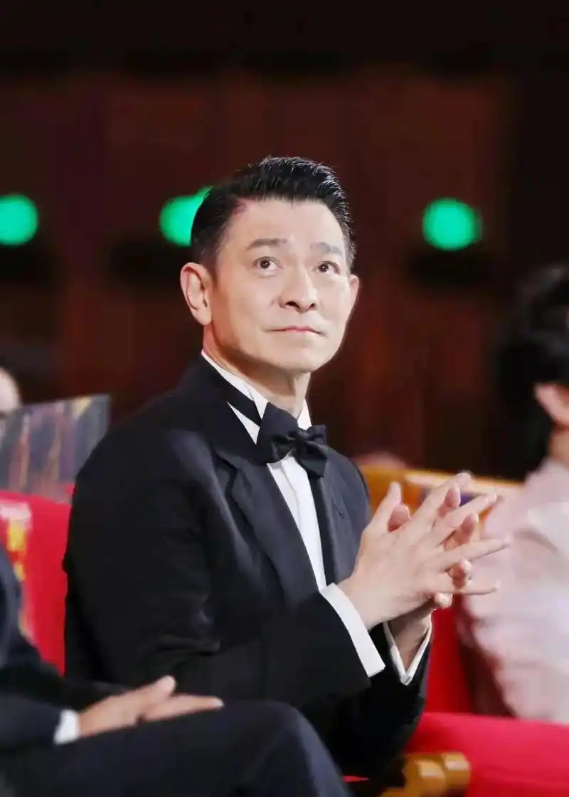 刘德华 #第35届中国电影金鸡奖 #2022金鸡百花电影节 - 抖音