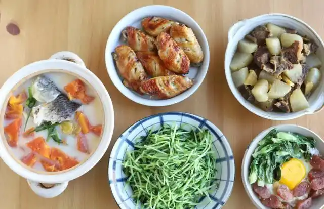 朋友圈真实美食图片大全(朋友圈的美食图片)