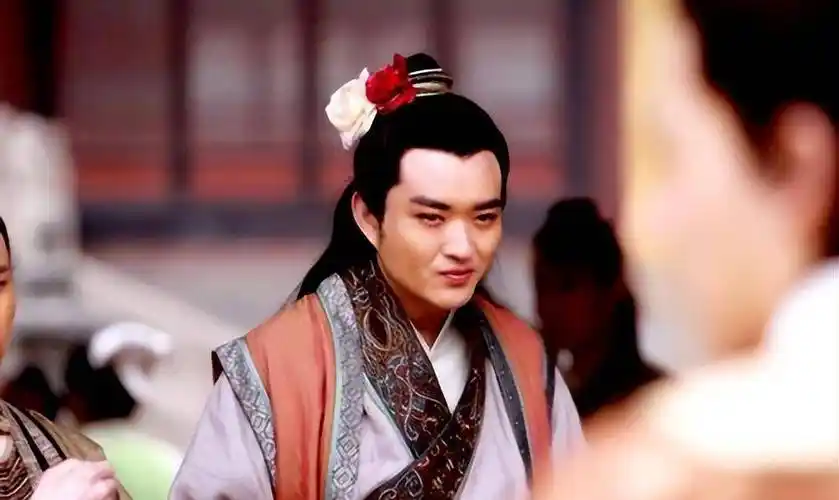 宋代前簪花普遍的是女子,男子簪花时有,但常常被视为另类.