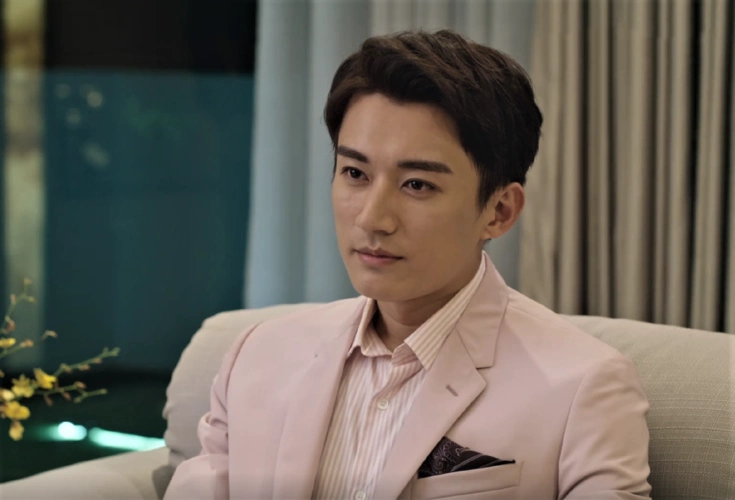 解雨臣是怎样的解语花?《怒海潜沙秦岭神树》刘学义版小花成经典