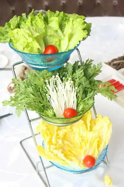 蔬菜大集合,摆盘很漂亮哦!伦家是素食主义者你相信吗?