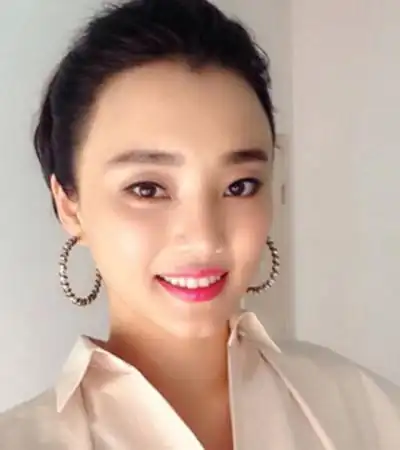 图刘芊含年龄多大什么时候结婚的