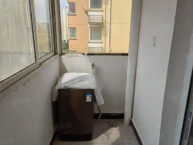 中海国际社区新城学校附近精装两房出租怡芳苑