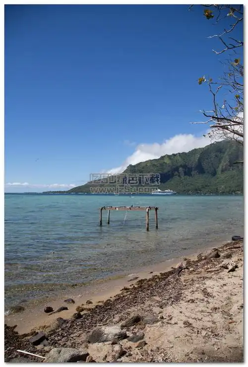 蓝天白云大海山峦风光摄影高清图片 版