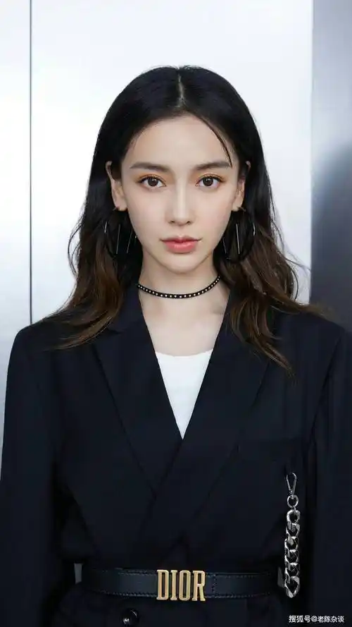 35岁杨颖真乃人间尤物啊颜值身材真性感