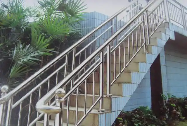 不锈钢楼梯