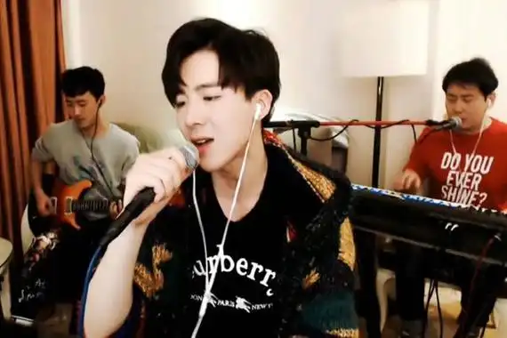 摩登兄弟大艺哥为什么退出最初是由五个人组成的