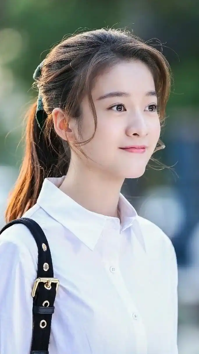 张雪迎精美壁纸:你微笑的表情,总是那样的美丽