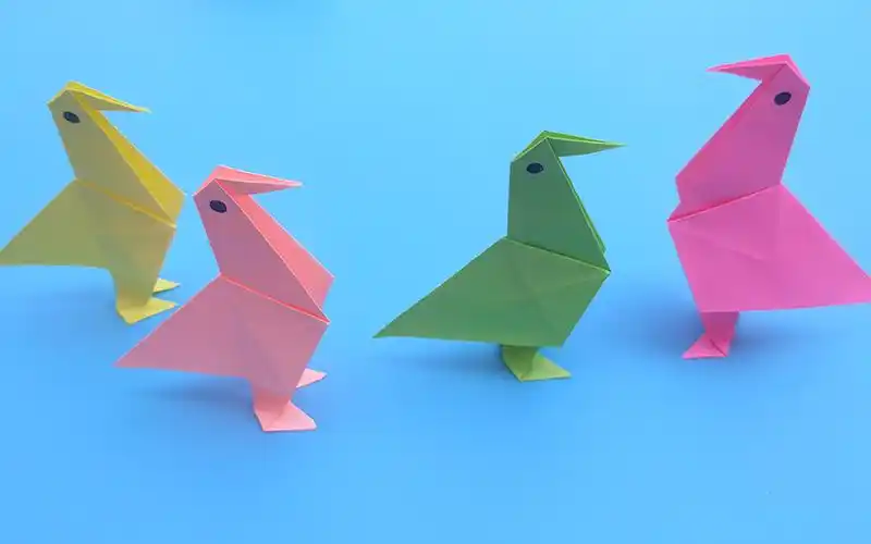 教你用纸折可爱的小鸟,做法非常简单,小朋友也能学会