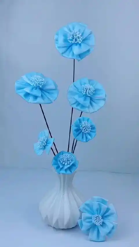 旧口罩做成花,叫什么名字好呢?