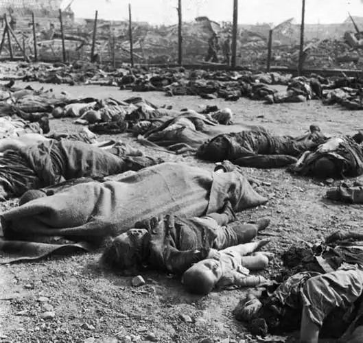 纳粹集中营被处死的囚犯尸体