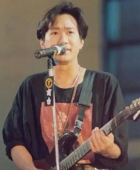 【图】黄家驹北京1988年演唱会 beyond演唱会回顾