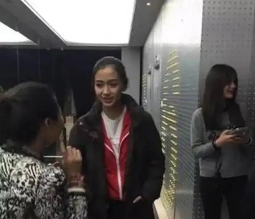 路人拍摄的明星照片,热巴高颜值,高圆圆是真女神,杨洋很阳光