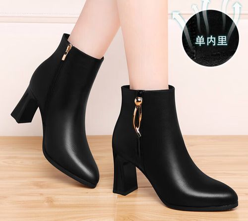 凊知柠粗跟短靴女士加绒2024新款靴子冬季皮鞋妈妈马丁高跟鞋 fn0224