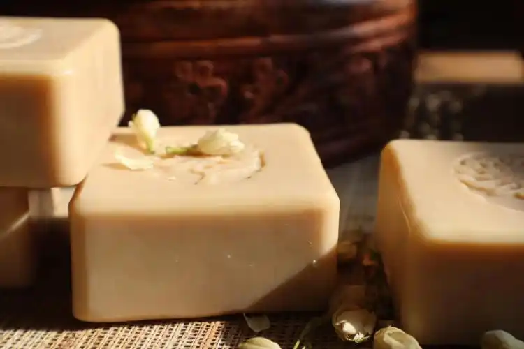 茉莉花#茉莉公主这是用新的汉方研磨制造工艺做出来的汉方研磨皂.