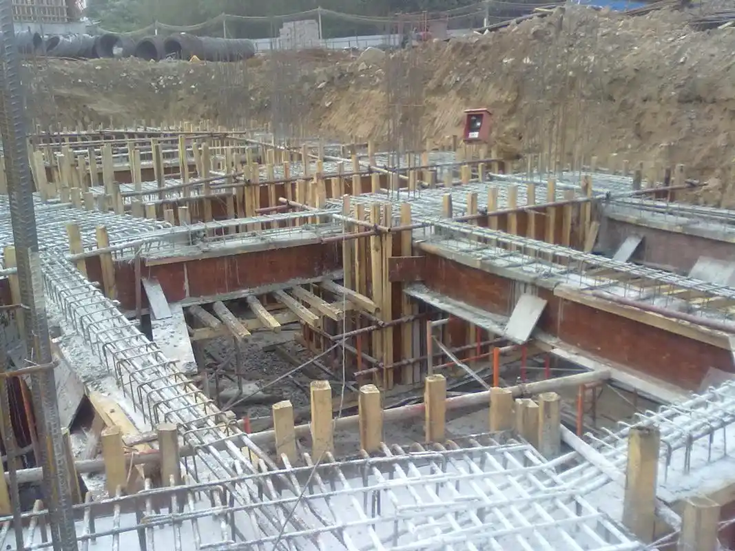 某高层桩基础现场施工过程照片