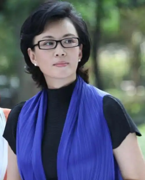 回顾国家一级演员马丽心疼酷妈嫁人后与丈夫将她当成宝