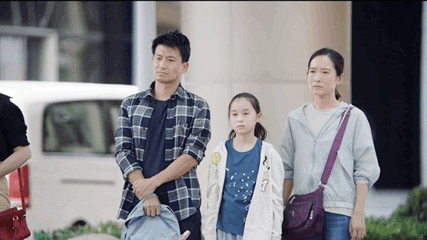 《小舍得》米桃上补习班:智商140的"自鸡牛娃"会成寒门贵子吗