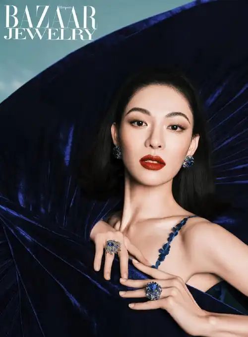钟楚曦珠宝封面大片