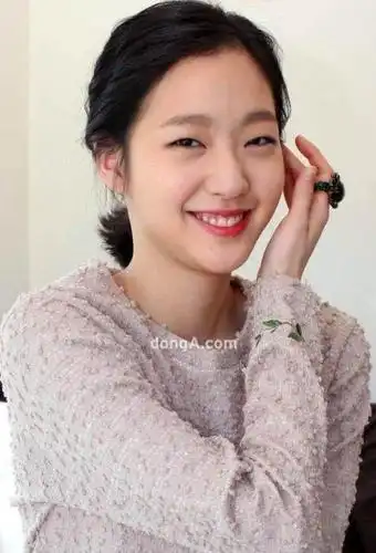 单眼皮女生怎样化妆好看?让周冬雨金高银告诉你