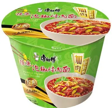 康师傅老坛泡椒烧牛肉面110g/桶