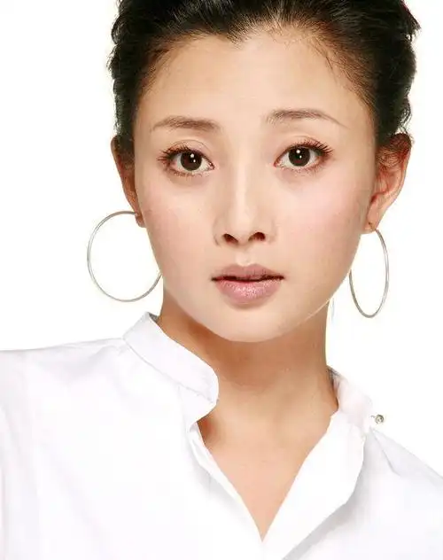 殷桃个人资料,有一个明星叫什么桃,本文共(6029字)_娱乐八卦