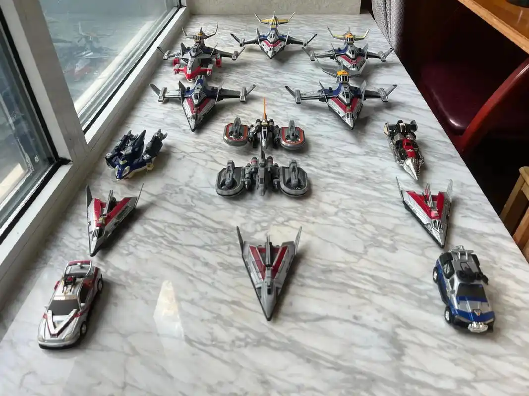 超级胜利队.#奥特曼 #戴拿奥特曼 #迪迦奥特曼 #胜利神鹰 - 抖音