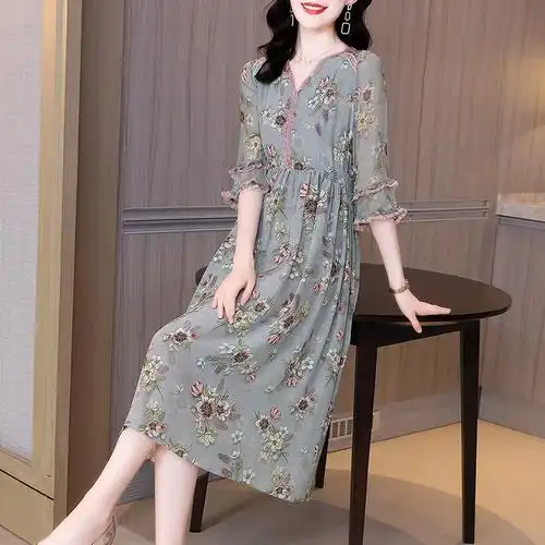 2021新款女装裙子高端桑蚕丝碎花仙女薄款收腰长款真丝连衣裙夏季