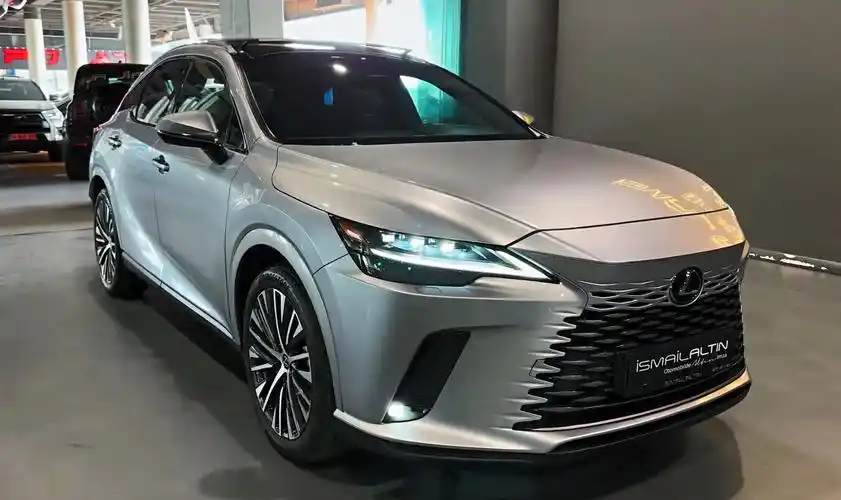 8万起售!升级2.5升插混系统,配四驱,2024款雷克萨斯rx亮相