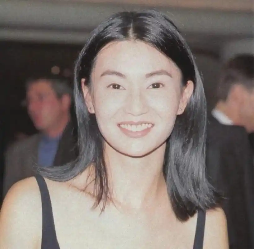 看了张曼玉的老照片,才懂什么是名副其实的"皮相美人"!