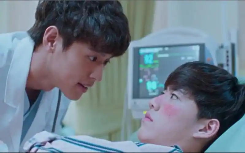 爱的警报器剧照分集剧情共16集 01-0506-1011-1516第1集