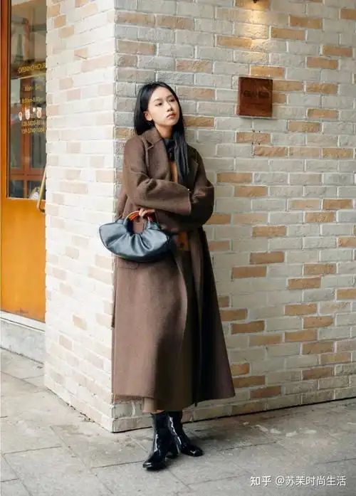 大衣裙子冬季最美的搭配