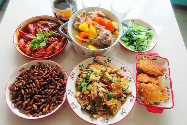 五一大假不出门,家庭晚餐也能美味丰盛,花钱不多,家人吃得香