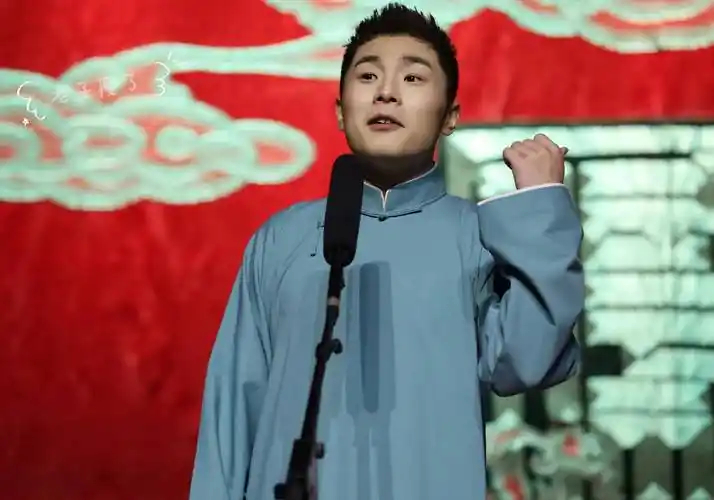 德云社张九南正式复出,舞台上当众念"遗书",发誓从此与人为善_久南