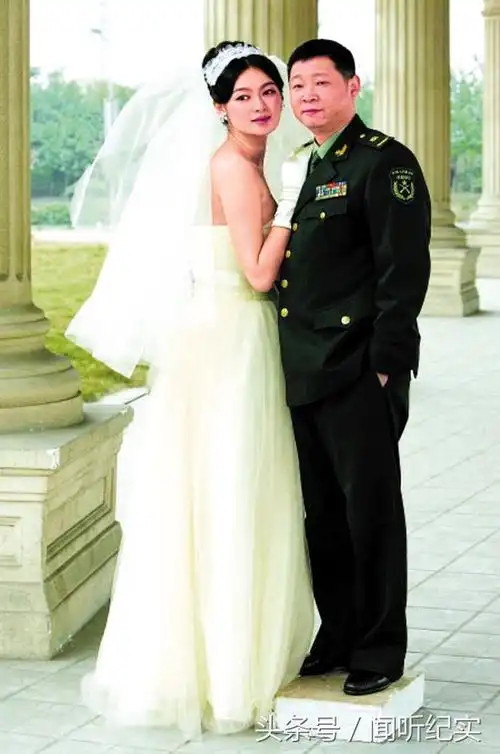 娱乐圈最明智的男人,带名模娇妻隐居深山,一家幸福!