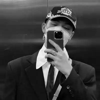 男生头像黑白高冷图片