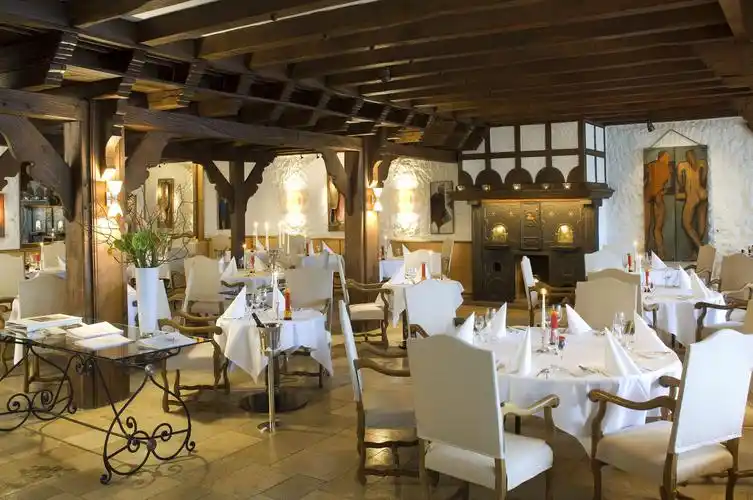 100平洗浴休闲中心装修效果图