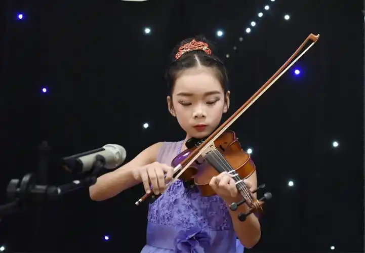 最美琴音—何子文老师小提琴师生音乐会