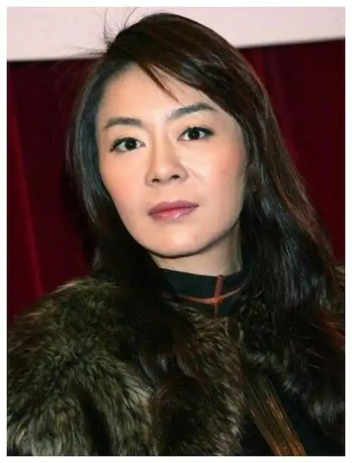 和刘德华分手后曝出恋爱细节让人咋舌痴情的喻可欣惹不起